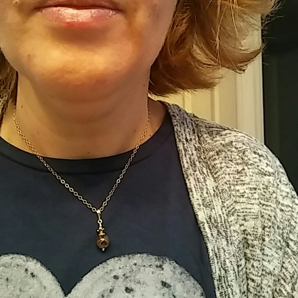 Delicate simulated agate necklace